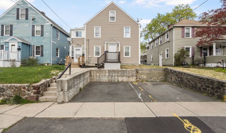 88 N Pond St, Bristol, CT 06010 - 7 Beds, 2 Bath