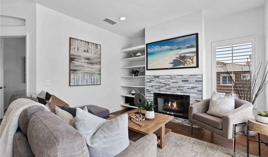11 Lucente Ln, Aliso Viejo, CA 92656 - 2 Beds, 2 Bath
