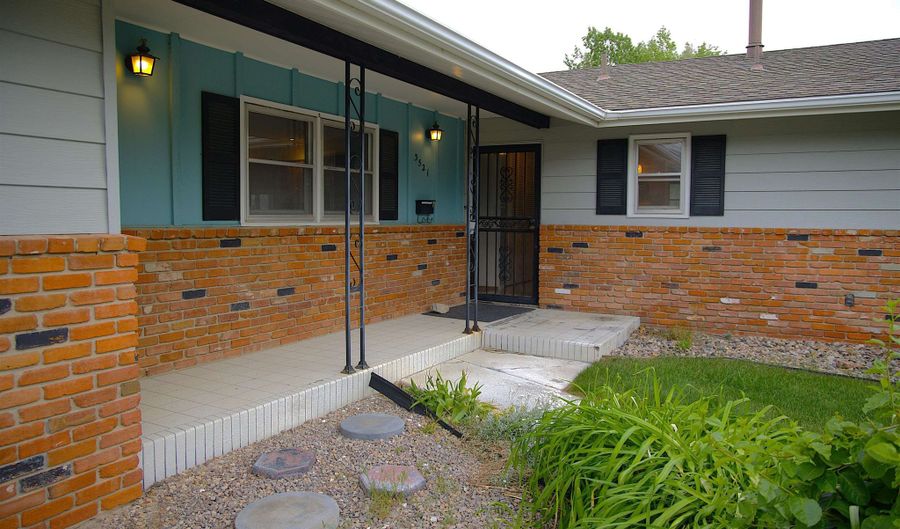 3521 Navarre Rd, Casper, WY 82604 - 4 Beds, 2 Bath