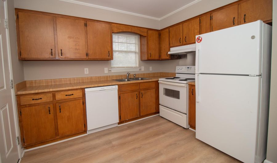 102 Blue Ct, Martinez, GA 30907 - 2 Beds, 1 Bath