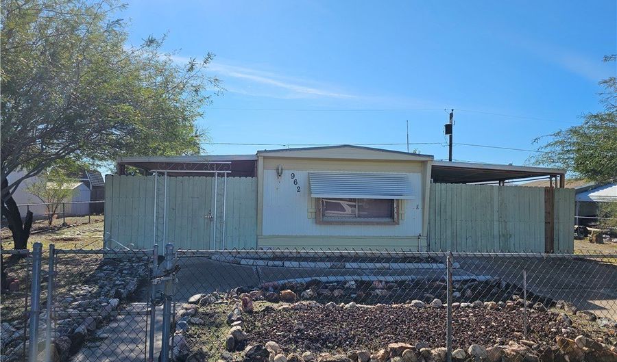 962 Surf Spray Dr, Bullhead City, AZ 86442 - 2 Beds, 2 Bath