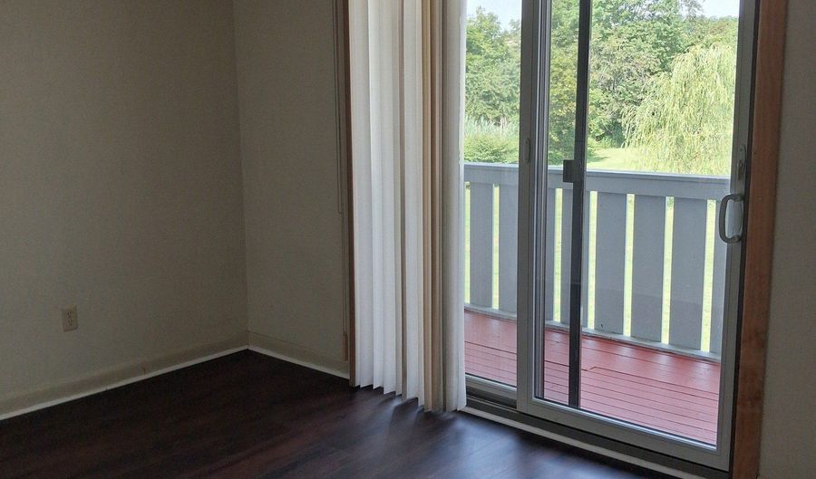 15 Hamre Ln C, Branford, CT 06405 - 2 Beds, 1 Bath