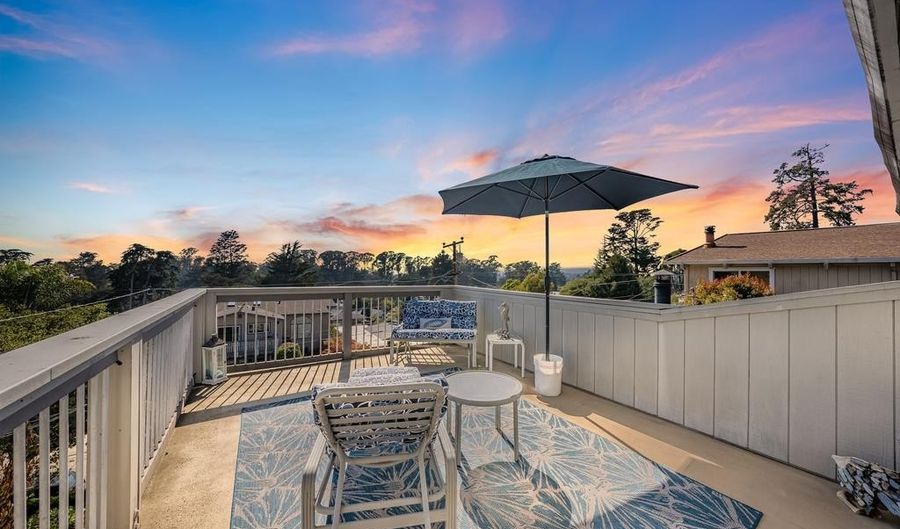 445 Monterey Dr, Aptos, CA 95003 - 4 Beds, 3 Bath