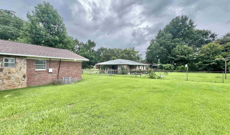 300 Tatom Ave, Atmore, AL 36502 - 3 Beds, 2 Bath