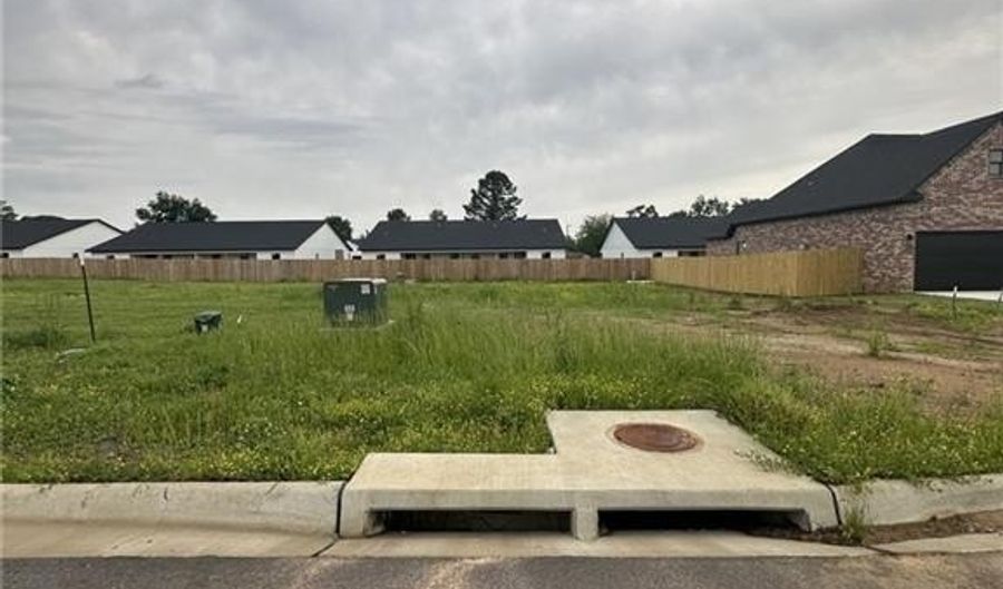 1906 Yellowstone Dr, Barling, AR 72923 - 0 Beds, 0 Bath