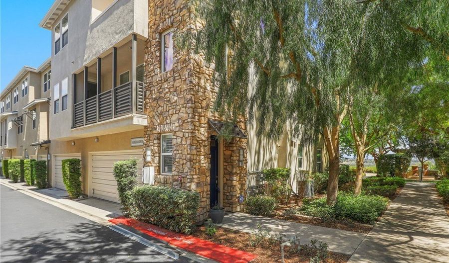 56 Meridian Dr, Aliso Viejo, CA 92656 - 2 Beds, 3 Bath