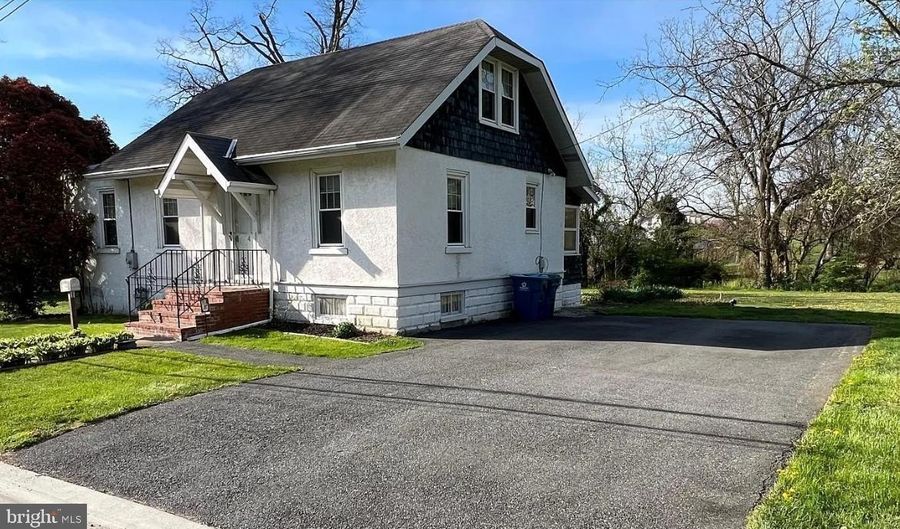 4 PRINCETON Ave, Claymont, DE 19703 - 3 Beds, 2 Bath