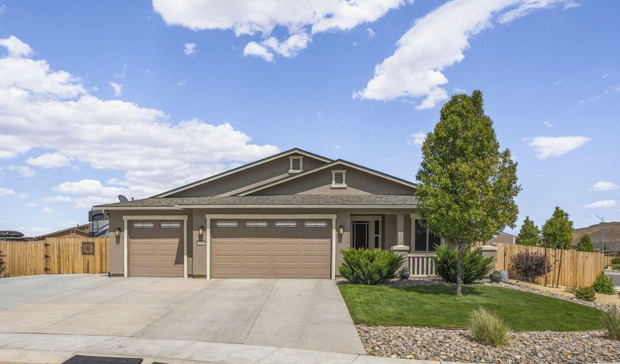 100 Amberwood Ct, Dayton, NV 89403 - 3 Beds, 3 Bath