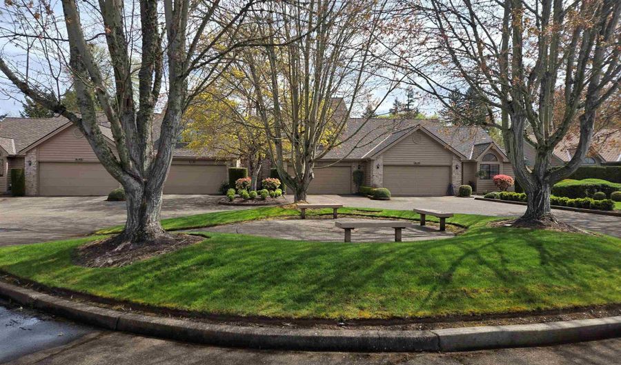 6187 Lakeshore Ct N, Keizer, OR 97303 - 2 Beds, 3 Bath