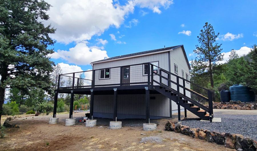 48070 Partin Dr, Beatty, OR 97621 - 2 Beds, 1 Bath