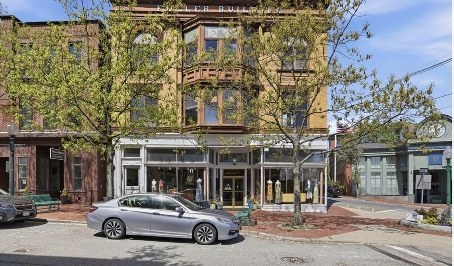 45 Main St 8/9, Amesbury, MA 01913 - 0 Beds, 1 Bath