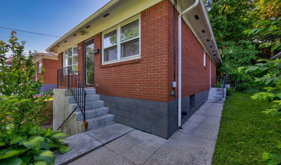 39 Hillcrest Ave, Albany, NY 12203 - 2 Beds, 1 Bath