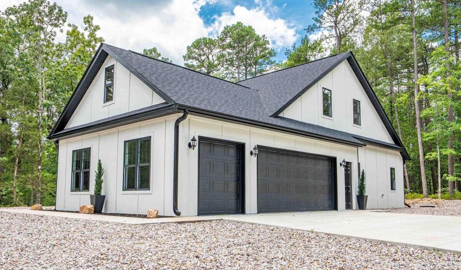 2 Tolosa Way, Hot Springs Village, AR 71909 - 3 Beds, 3 Bath