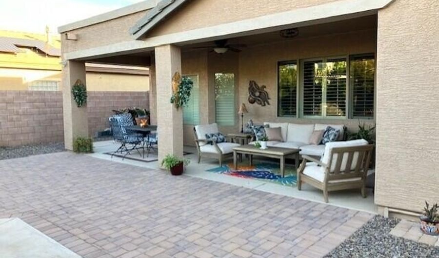 13622 W MERRELL St, Avondale, AZ 85392 - 4 Beds, 2 Bath