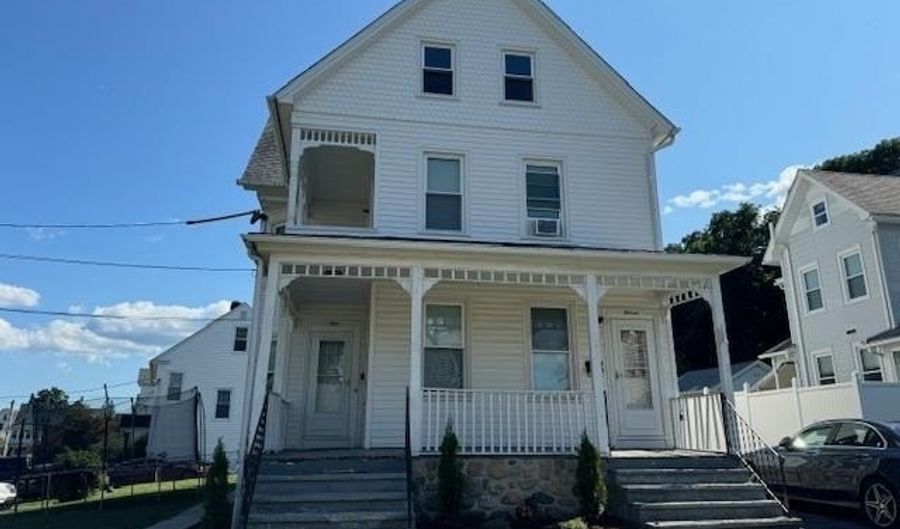 9 Hull St, Ansonia, CT 06401 - 3 Beds, 1 Bath
