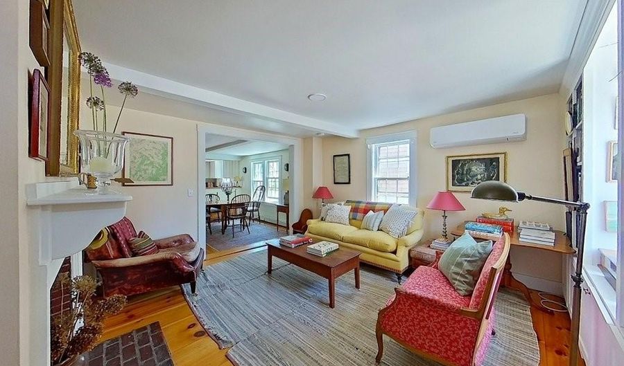 12 Sherman St, Newport, RI 02840 - 4 Beds, 2 Bath
