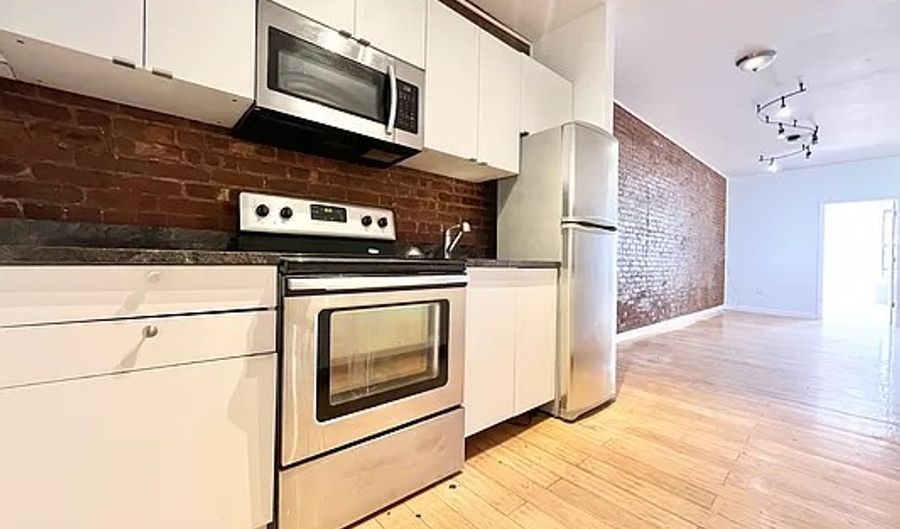 2321 First Ave 1, New York, NY 10035 - 2 Beds, 1 Bath