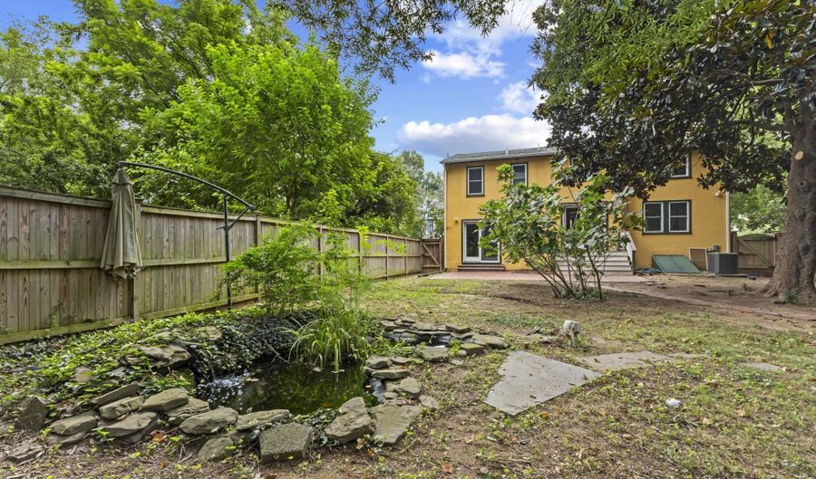 915 JACKSON St, Annapolis, MD 21403 - 4 Beds, 2 Bath