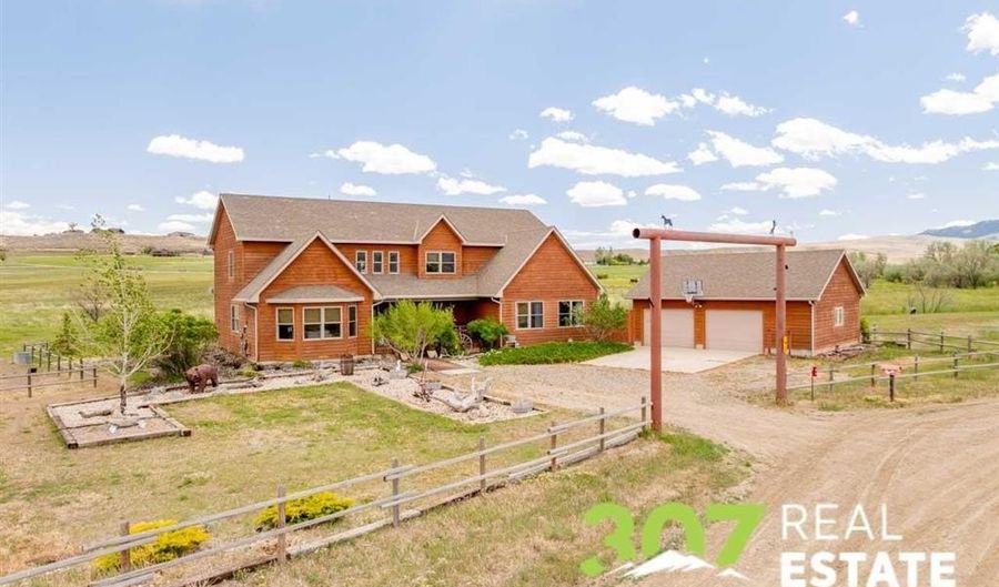 67 Panorama Ln, Cody, WY 82414 - 5 Beds, 3 Bath
