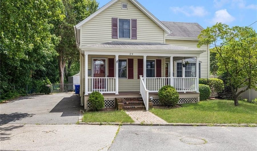 29 Fenner Ave A, East Providence, RI 02915 - 3 Beds, 1 Bath