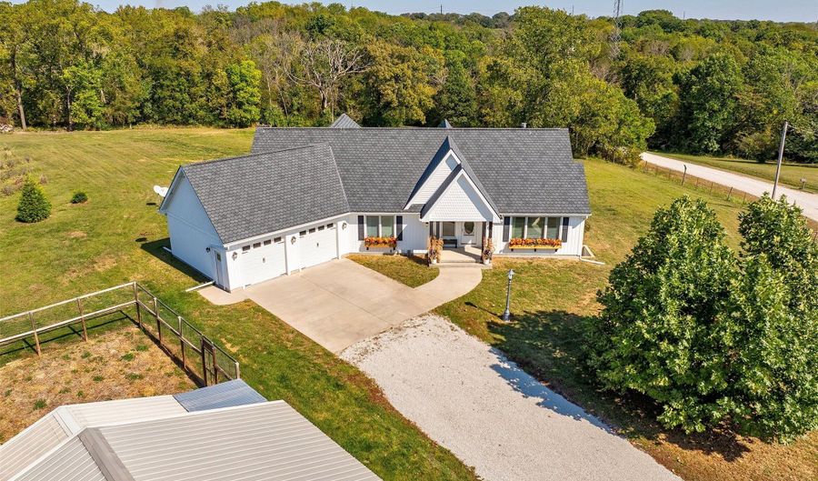 27887 337th Ct, Adel, IA 50003 - 4 Beds, 4 Bath