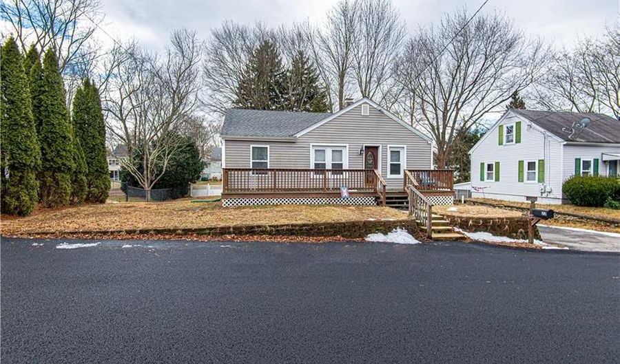 22 Lemis St, Coventry, RI 02816 - 2 Beds, 1 Bath