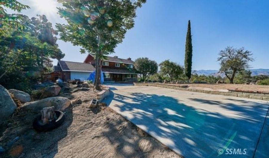 201 Evans Rd, Wofford Heights, CA 93285 - 3 Beds, 2 Bath