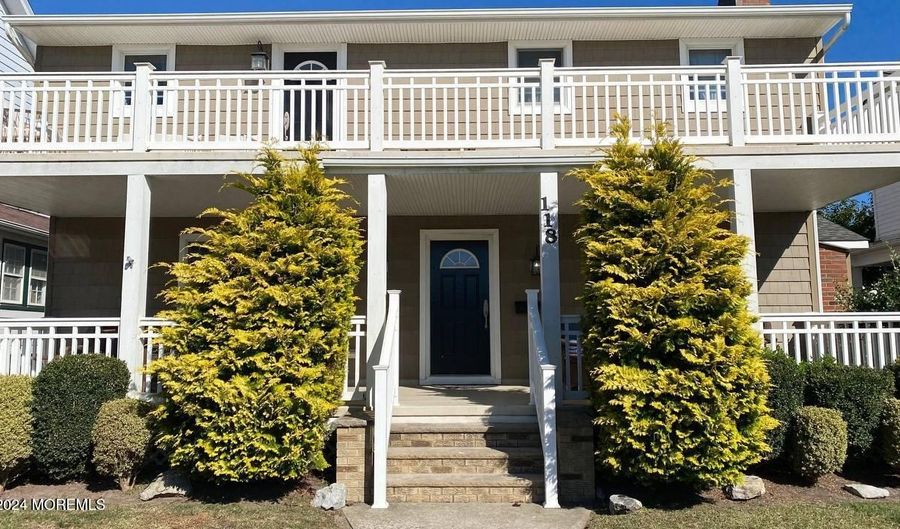 118 Lincoln Ave 1st Floor, Avon By The Sea, NJ 07717 - 2 Beds, 2 Bath