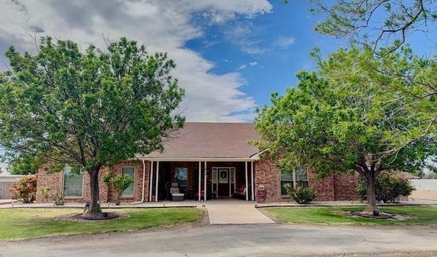 1413 Tumbleweed Rd, Artesia, NM 88210 - 5 Beds, 2 Bath