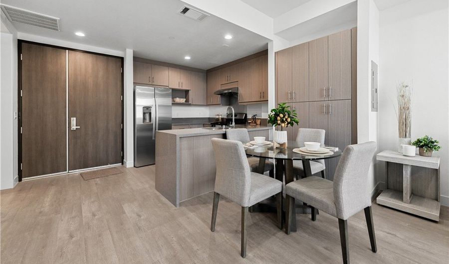 168 S Monterey St 311, Alhambra, CA 91801 - 1 Beds, 2 Bath