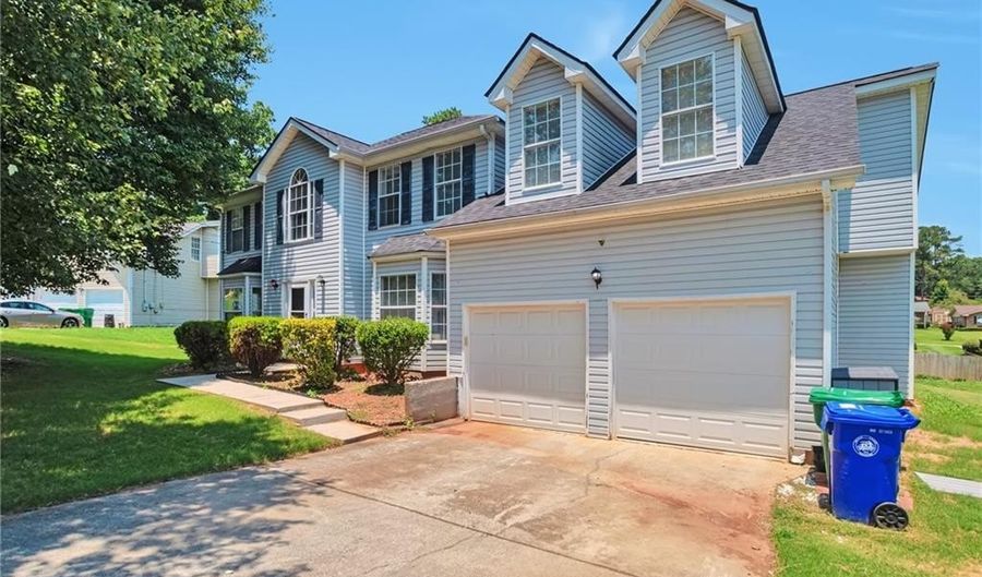 2496 Wild Springs Ct, Decatur, GA 30034 - 5 Beds, 3 Bath