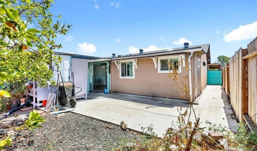 8580 Gold Coast Dr, San Diego, CA 92126 - 4 Beds, 2 Bath