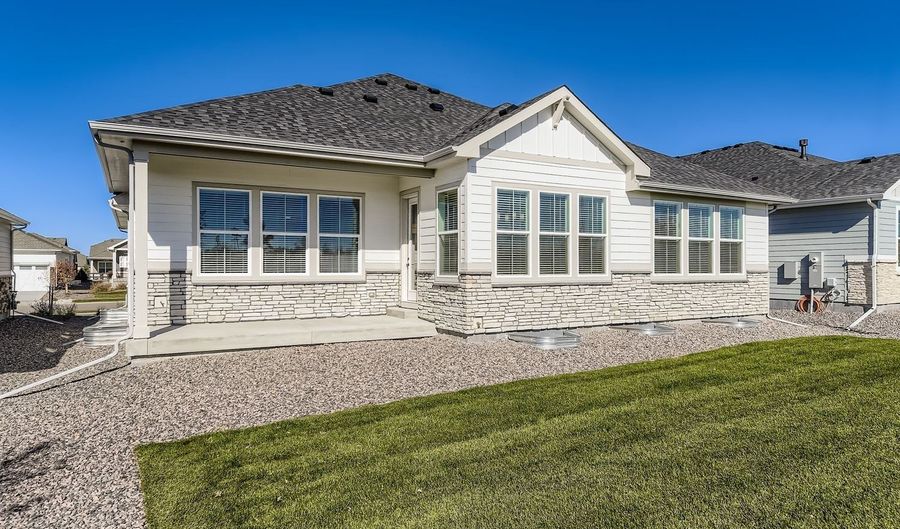 9046 S Shawnee Ct, Aurora, CO 80016 - 3 Beds, 2 Bath