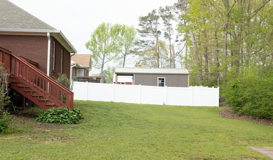 402 Old Glory Ln, Albertville, AL 35950 - 4 Beds, 2 Bath