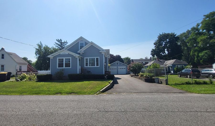 24 Madison Ave, Albany, NY 12205 - 2 Beds, 3 Bath