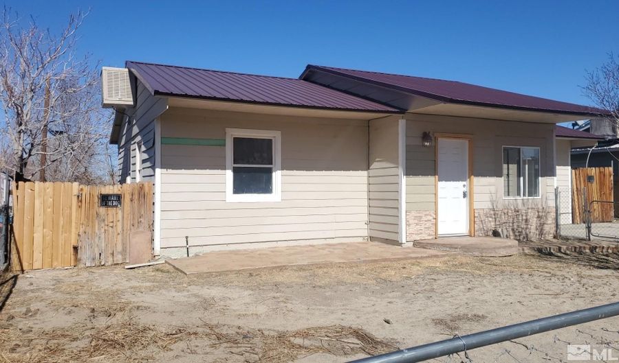 121 Hermansen St, Hawthorne, NV 89415 - 3 Beds, 2 Bath