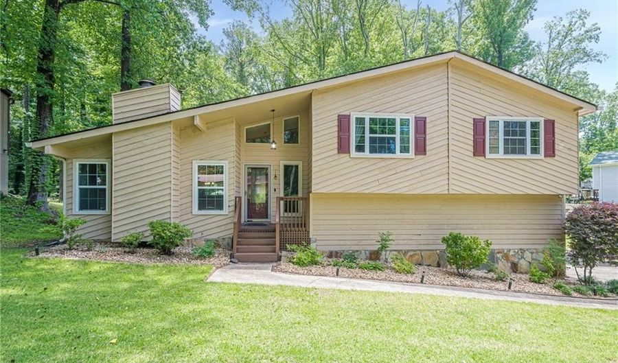 1137 Poplar Log Pl, Austell, GA 30168 - 3 Beds, 2 Bath