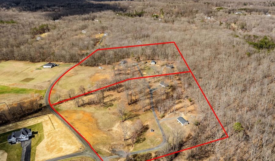 7-27 7-27F FLETCHER Ln, Amissville, VA 20106 - 2 Beds, 2 Bath
