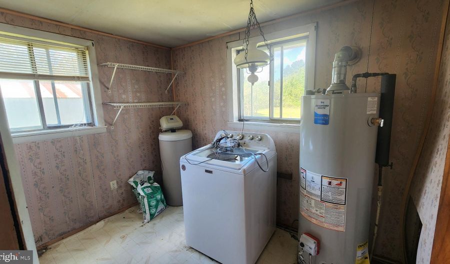 6289 MUD MILL Rd, Camden Wyoming, DE 19934 - 3 Beds, 1 Bath