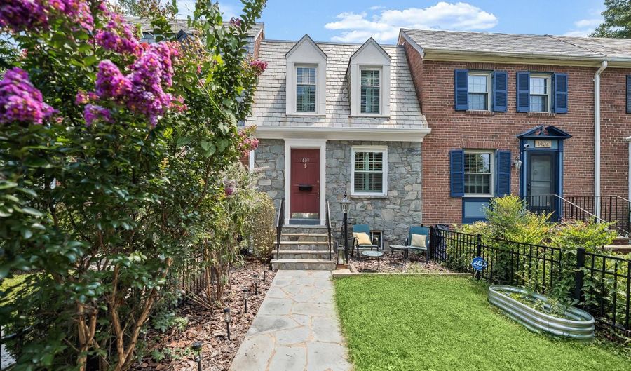 1409 MOUNT VERNON Ave, Alexandria, VA 22301 - 2 Beds, 1 Bath