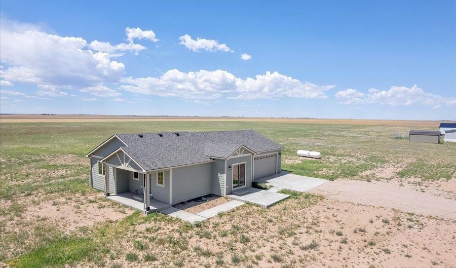304 CONROY Ct, Carpenter, WY 82054 - 2 Beds, 2 Bath