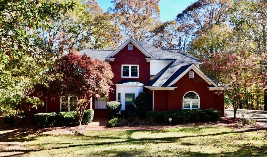 218 Thornhill Dr, Athens, GA 30607 - 5 Beds, 4 Bath