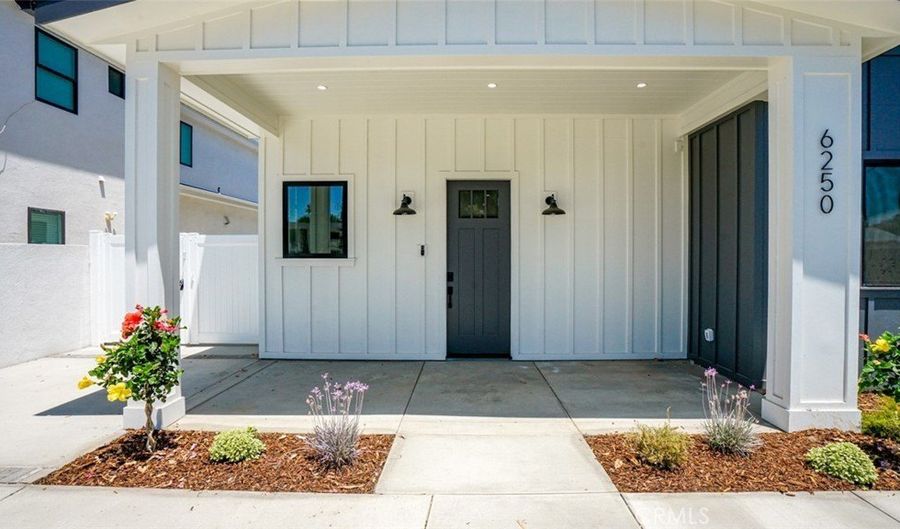 6250 Lindley Ave, Encino, CA 91316 - 4 Beds, 4 Bath