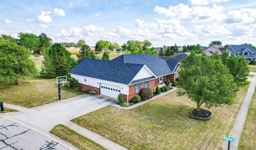 101 Sapphire St, Anna, OH 45302 - 3 Beds, 2 Bath