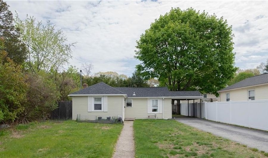 13 S Brookside Ave, North Providence, RI 02911 - 3 Beds, 1 Bath