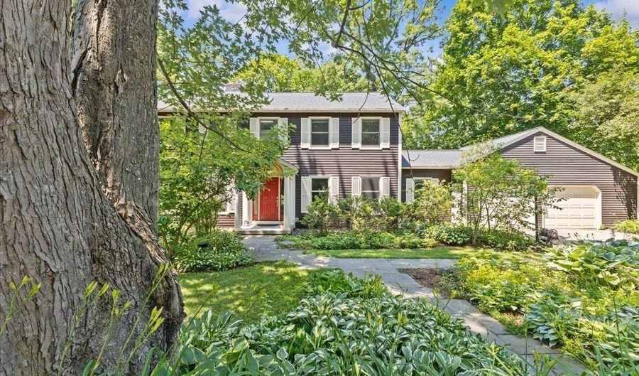 240 S Cove Rd, Burlington, VT 05401 - 3 Beds, 3 Bath