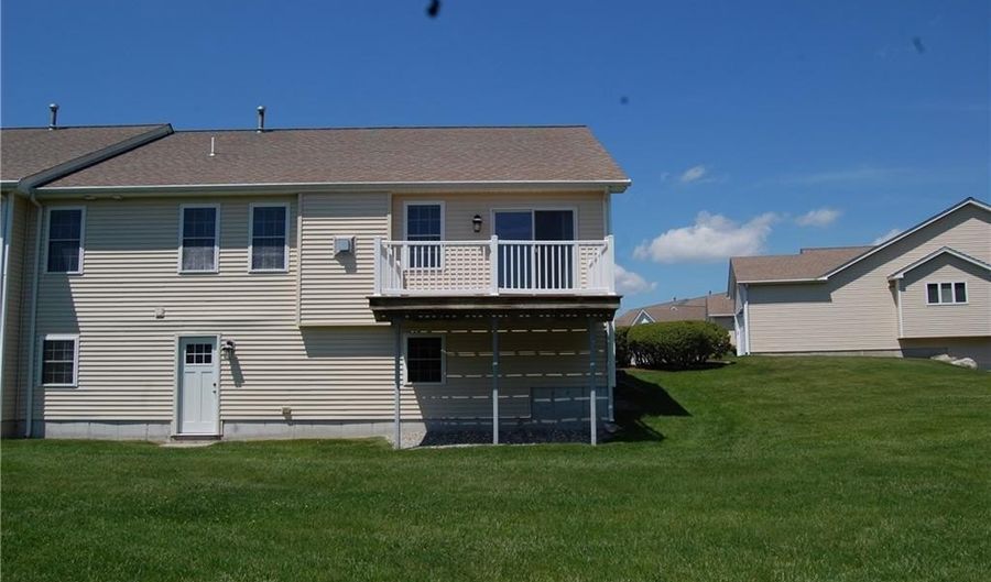 8 Sweet Corn Dr, Cranston, RI 02921 - 2 Beds, 2 Bath