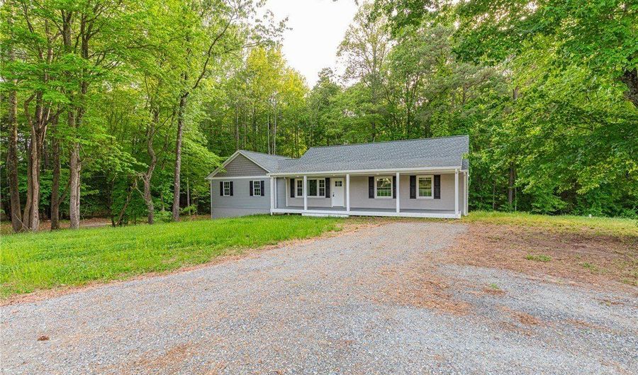11517 Mount Hermon Rd, Ashland, VA 23005 - 4 Beds, 3 Bath