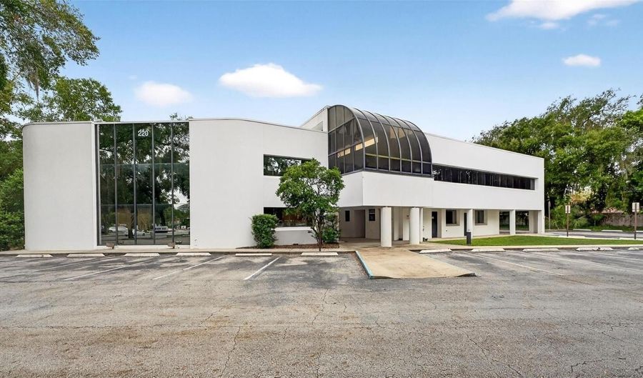 220 N WESTMONTE Dr A, Altamonte Springs, FL 32714 - 0 Beds, 0 Bath