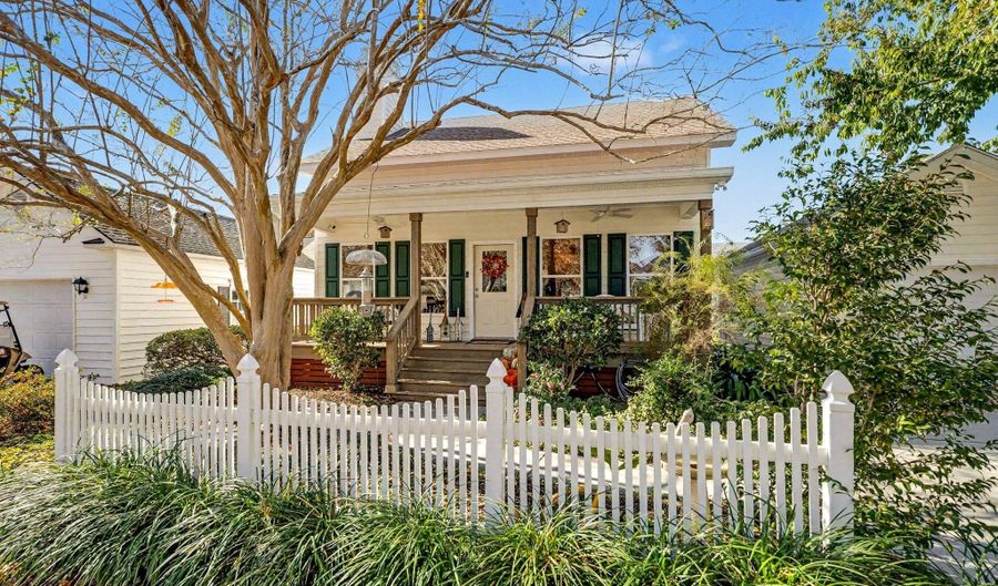 16 Rockville Way, Beaufort, SC 29902 - 2 Beds, 2 Bath